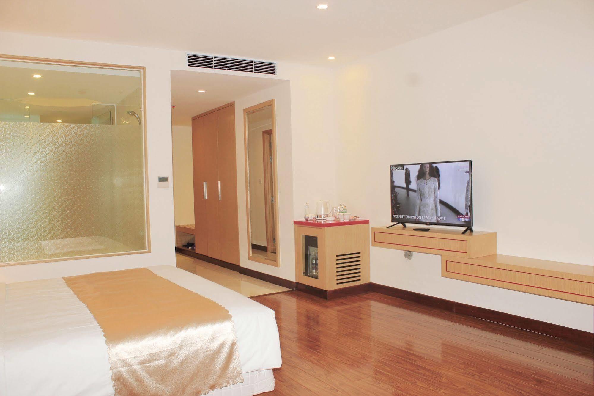 Bavico International Hotel Nha Trang Exterior photo
